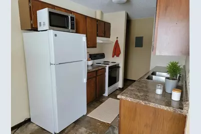 320 1st Street #4, Clinton, MN 56225 - Photo 1