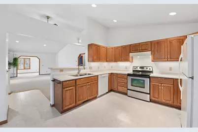 650 Deer Path, Osceola, WI 54020 - Photo 12