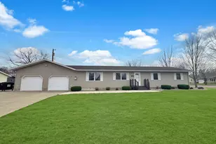 3180 30th St, Slayton, MN 56172 - Photo 1