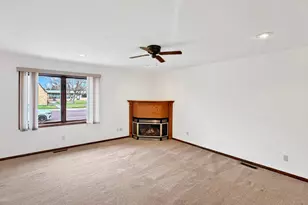 3180 30th St, Slayton, MN 56172 - Photo 4