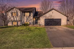 16585 Havelock Way, Lakeville, MN 55044 - Photo 2