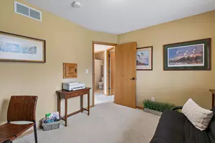 4637 Aspen Ridge Cir, Eagan, MN 55122 - Photo 28