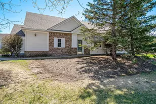 2700 Oak Ridge Trail, Woodbury, MN 55125 - Photo 2