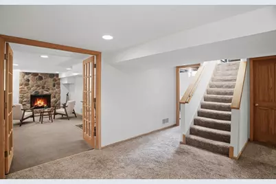 455 Arcwood Road, Mahtomedi, MN 55115 - Photo 36