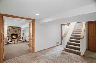 455 Arcwood Rd, Mahtomedi, MN 55115 - Photo 36