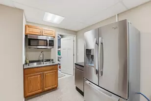 8808 Lake Riley Dr, Chanhassen, MN 55317 - Photo 56