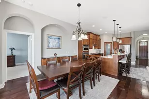 8808 Lake Riley Dr, Chanhassen, MN 55317 - Photo 20