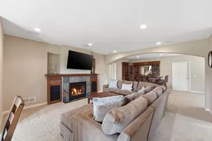 8808 Lake Riley Dr, Chanhassen, MN 55317 - Photo 50