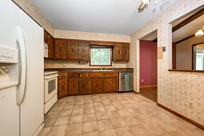 6215 Cavell Avenue N, Brooklyn Park, MN 55428 - Photo 12