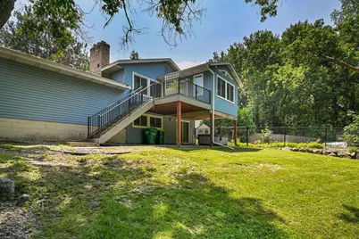 6215 Cavell Avenue N, Brooklyn Park, MN 55428 - Photo 2