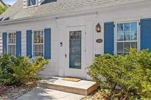 809 Ridge St, Saint Paul, MN 55116 - Photo 2