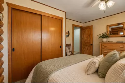 18986 Captive Lake Road, Garrison, MN 56450 - Photo 16