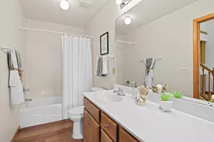 840 Old Town Dr, New Brighton, MN 55112 - Photo 8