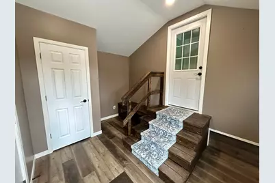 310 Southview Avenue S, Gaylord, MN 55334 - Photo 10