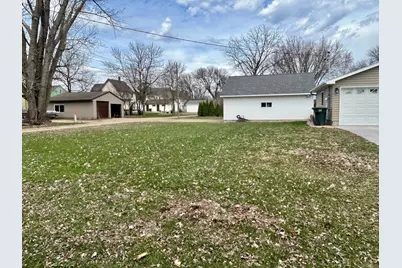 310 Southview Avenue S, Gaylord, MN 55334 - Photo 30