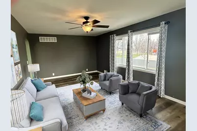 310 Southview Avenue S, Gaylord, MN 55334 - Photo 8