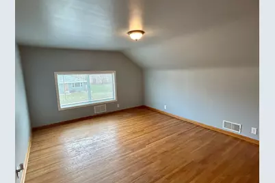 310 Southview Avenue S, Gaylord, MN 55334 - Photo 24