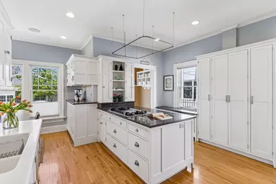2304 Lake Place, Minneapolis, MN 55405 - Photo 22