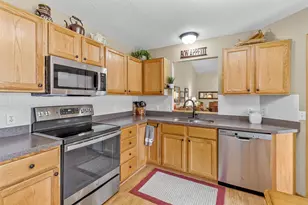 7460 Hinton Park Ave S, Cottage Grove, MN 55016 - Photo 4