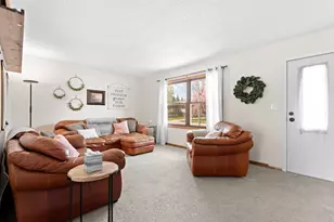 2014 43rd St NW, Rochester, MN 55901 - Photo 2