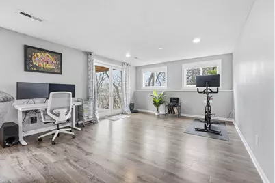 8105 Dakota Lane, Chanhassen, MN 55317 - Photo 24