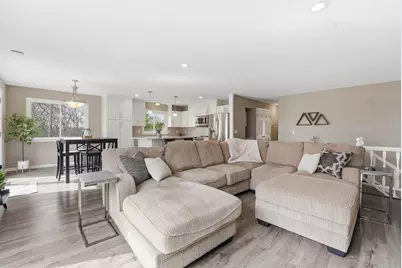 8105 Dakota Lane, Chanhassen, MN 55317 - Photo 14