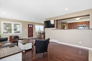 20483 Hamburg Ave, Lakeville, MN 55044 - Photo 12