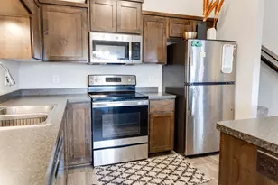 8656 Gateway Cir, Monticello, MN 55362 - Photo 10