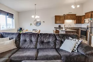 8656 Gateway Cir, Monticello, MN 55362 - Photo 8