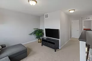 561 14th St NW, New Brighton, MN 55112 - Photo 18