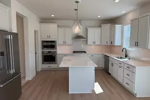 5448 Tallowtree Ln, Woodbury, MN 55129 - Photo 2