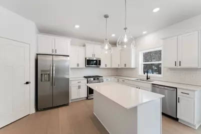 7545 Upper 42nd Street N, Oakdale, MN 55128 - Photo 2