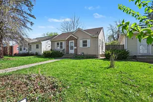 3008 Chowen Ave N, Robbinsdale, MN 55422 - Photo 2