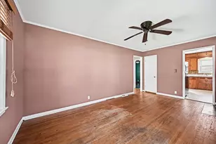 3008 Chowen Ave N, Robbinsdale, MN 55422 - Photo 6