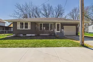 406 2nd St N, Cold Spring, MN 56320 - Photo 2