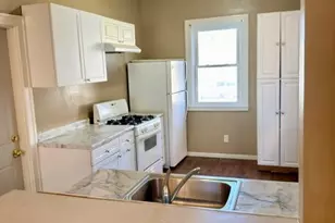 687 Aurora Ave, Saint Paul, MN 55104 - Photo 10