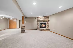 7849 Monroe St NE, Spring Lake Park, MN 55432 - Photo 48