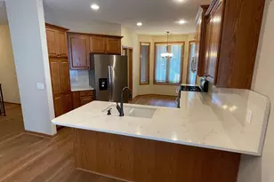 2333 Olivia Ct E, Maplewood, MN 55119 - Photo 6
