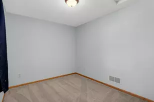 11458 Nicholas Cir, Monticello, MN 55362 - Photo 22