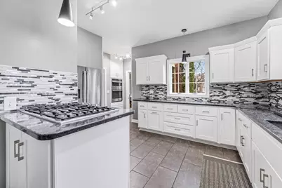 51 W Sarnia Street, Winona, MN 55987 - Photo 14