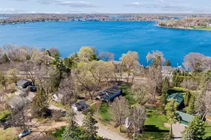 3142 Brooks Ln, Wayzata, MN 55391 - Photo 30