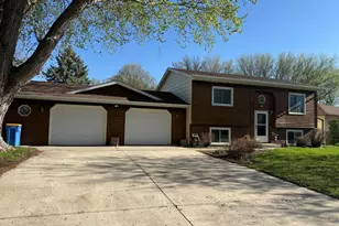 822 16th St SE, Owatonna, MN 55060 - Photo 1