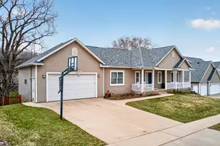 1032 Rocky Creek Dr NE, Rochester, MN 55906 - Photo 1