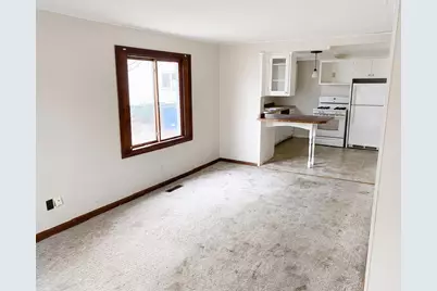 321 S Main Street, Lake Crystal, MN 56055 - Photo 2
