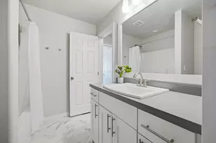 6546 28th St S, Fargo, ND 58104 - Photo 16