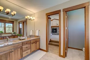 2637 Cottage Grove Pl, Woodbury, MN 55129 - Photo 20