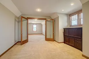 2637 Cottage Grove Pl, Woodbury, MN 55129 - Photo 32