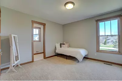2637 Cottage Grove Place, Woodbury, MN 55129 - Photo 28