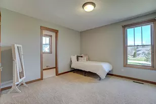 2637 Cottage Grove Pl, Woodbury, MN 55129 - Photo 28