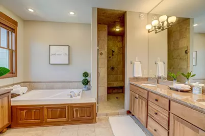 2637 Cottage Grove Place, Woodbury, MN 55129 - Photo 22